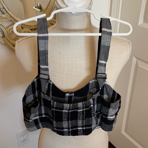 Adorable American Eagle tank in size XXS - Picture 7 of 12